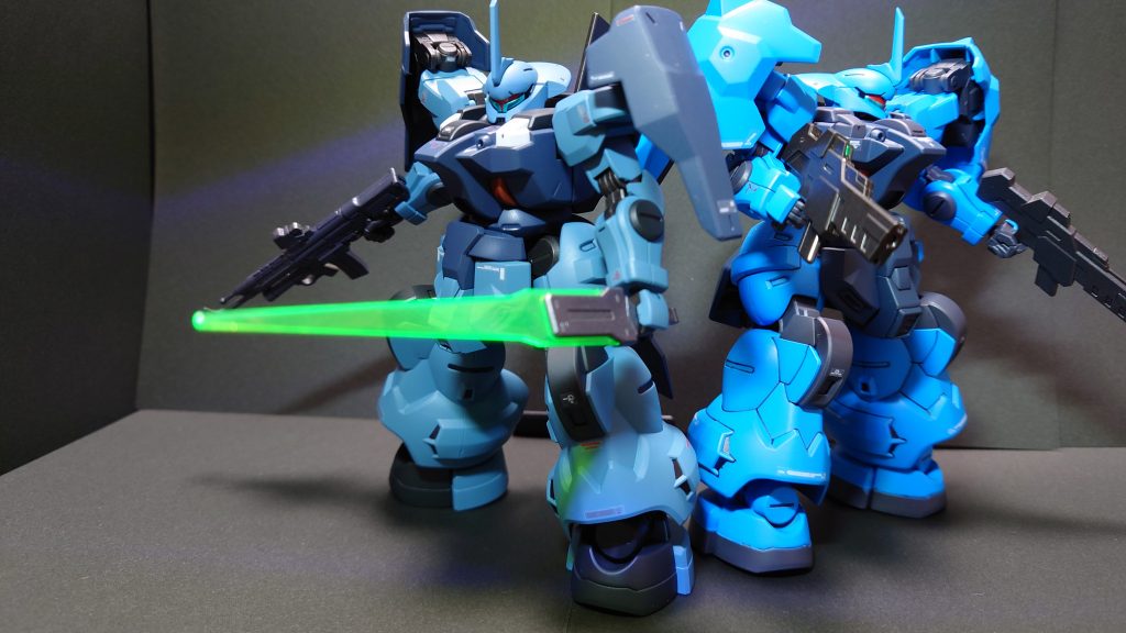 先日投稿したディランザとセットで未組立のグエル機が残ってるので、こちらも塗装してスリーマンセル組ませたいです