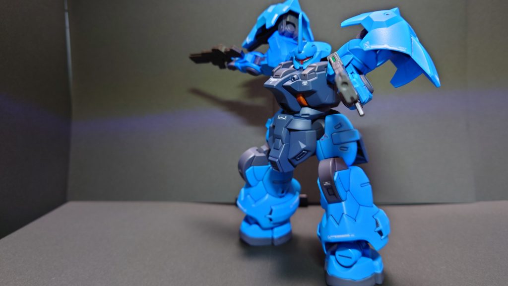 ディランザ・トゥーハンド–6枚目/制作者:ギズモ