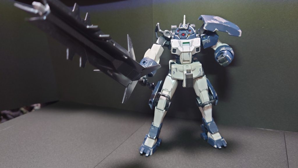 殴りに行きたいけど、機体の設定的に殴りに行けないという・・・