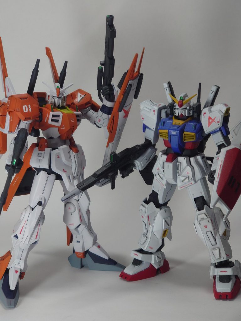 最後は以前作ったmkⅡアムロ機とツーショット。妄想の機体とはいえ、こういう夢の並びが出来るのは嬉しい限りですね。最後までご覧いただき、ありがとうございました!!