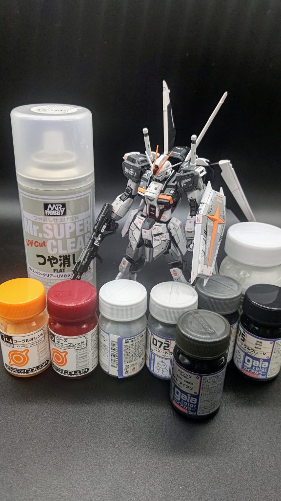 関節はいつものスターブライトアイアンのみ他は全て白サフを下地に白=アルティメットホワイト薄い灰=ニュートラルグレーⅡ濃い灰=ニュートラルグレーⅣ羽の黒=ニュートラルグレーⅤ黄=コーラルオレンジ赤=ローズディープレッドコート=半光沢!画像間違えましたごめんなさい!自分が見た画像のエクスインパルスはオレンジ色っぽい黄色だったのでコーラルオレンジを赤は切らしてたのでディープレッドです笑本来はもっと鮮やかなレッドなので『エクス風』塗装です