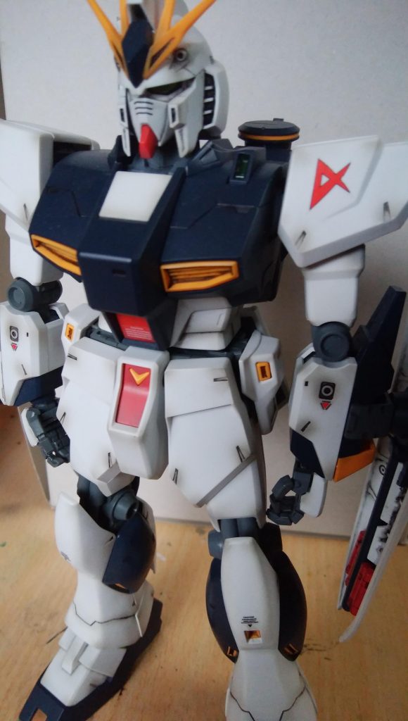 ファンネルはプラ材の劣化により折れるのが不安なので外しています。 