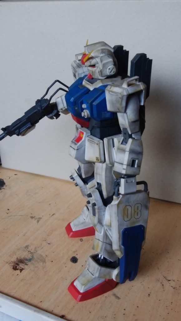 陸戦ガンダム–3枚目/制作者：puramodaiou