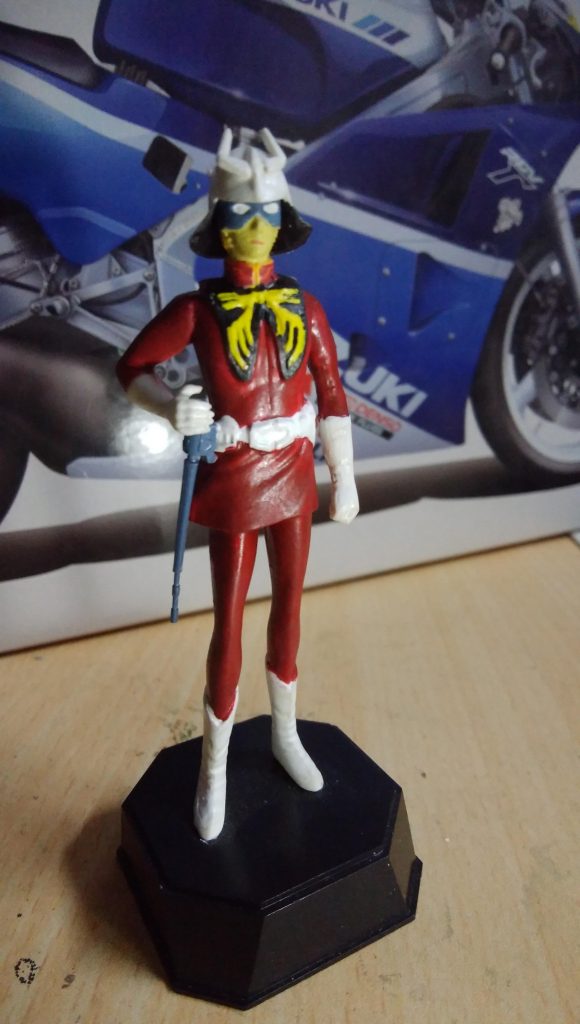 胸の黄色い模様が老眼の為に見えない、何となく塗りました。 