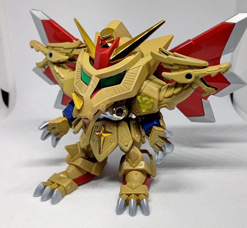 獣王の子という事で獣に変身できるようにしたのが、この怪獣形態。名前の由来である某東宝特撮の宇宙怪獣ぽく、竜の頭が3つあるようにしてます。