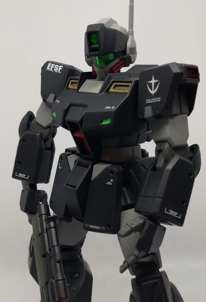 ネットで画像確認しながら塗装したのですが、若干違うところがあるかも知れません。