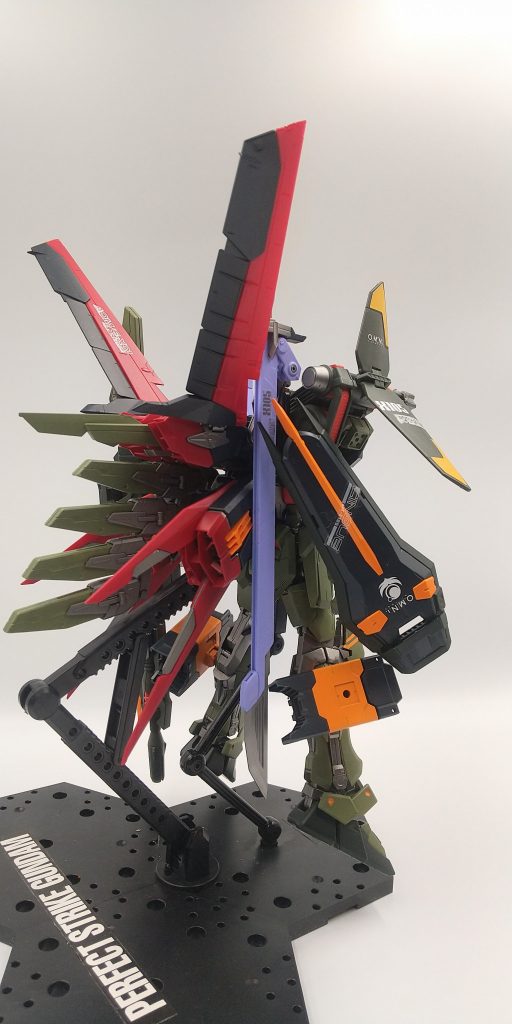 斜め後ろからです。