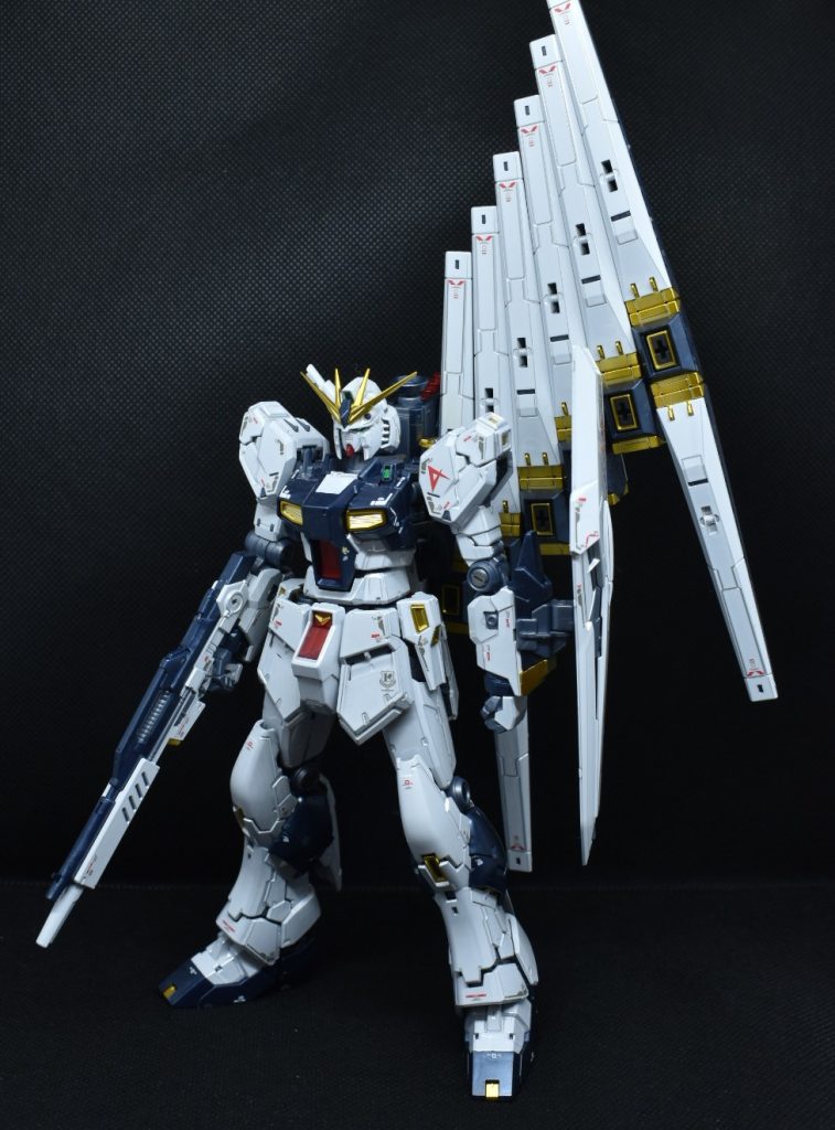 チタニウムフィニッシュは自然に影がはいってめちゃくちゃかっこよくて大好きです。