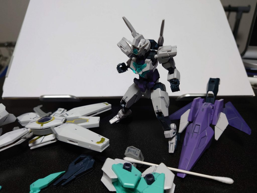 スミ入れ作業完了!!2時間くらいかかったので流石につかれた!このときの心境を表したポーズもいい感じに決まります。