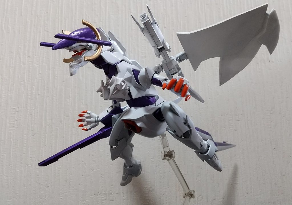 翼はジョイント多めにしたので割と動きます！