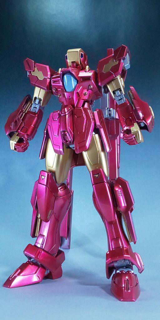 アイアンマンといってもいっぱいいますが、今回のモチーフはテックオンアベンジャーズのアイアンマンです。腕のところがそっくりなんですよね♪