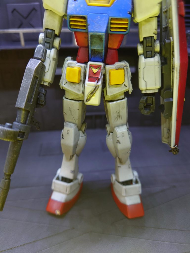 νガンダムのようなキズをガンダムにも。