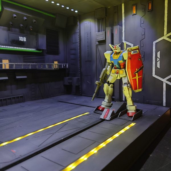 アムロ、行きま〜す！