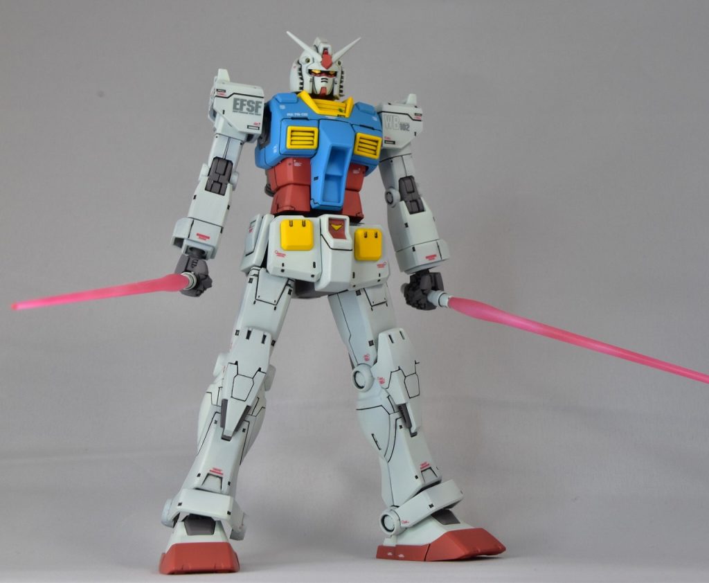 ビーム・サーベル二刀流、劇場版ククルス・ドアンの島戦闘シーンより