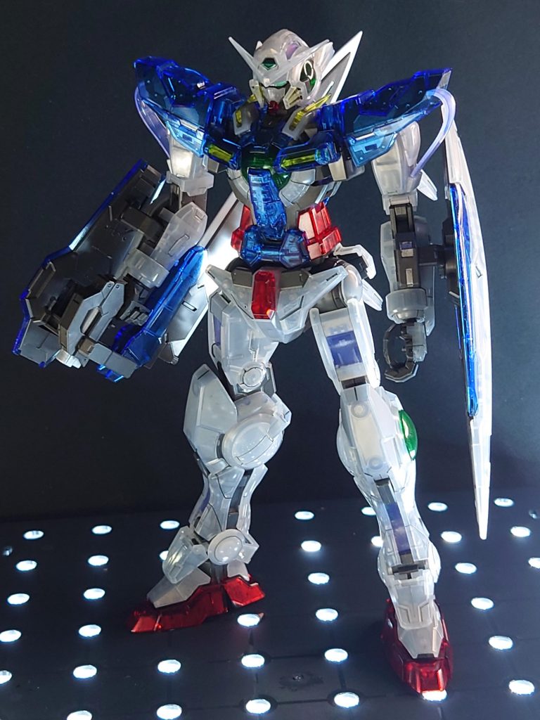 実際の設定でクリアー装甲があったら、アニメ制作が大変なことになるような( ̄▽ ̄;)