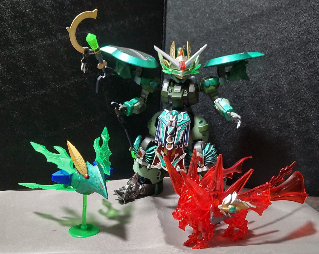 帽子と肩パーツから生成される鳥型は主に偵察や索敵使われ、背中のパーツより生成される獅子型は偵察や撹乱等でサポートしてくれます。※いずれもロビンフッドAGE2やシーザーレジェンドのを流用しています。