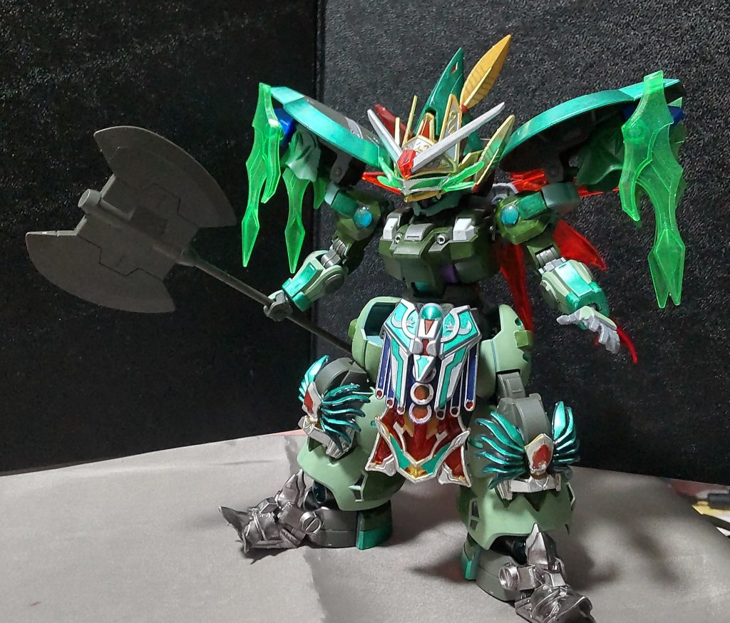 ラウダ機の斧を装備してみました。斧を振り回す魔法使い……いたかなぁ?