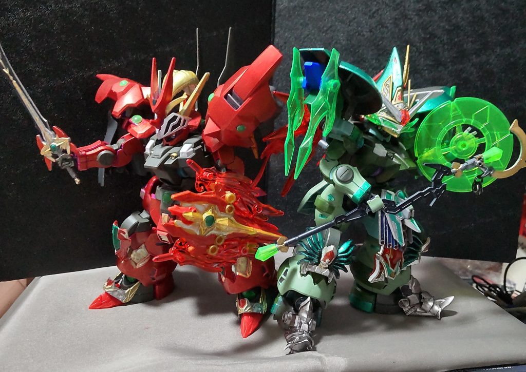 お互い背中を預けられる存在である為か、非常に息のあった戦いを行うことができます。