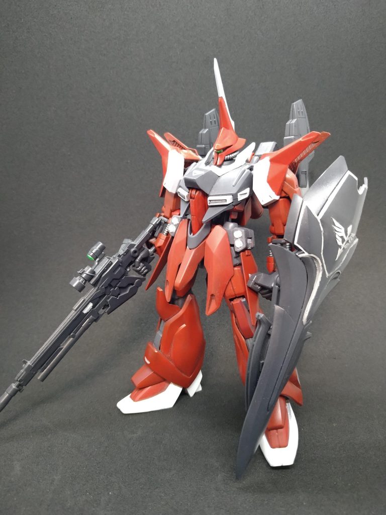 「バウ」ほぼノーマルで、シナンジュのライフル・シールドを装備。ウイングはビルダーズパーツを使用。