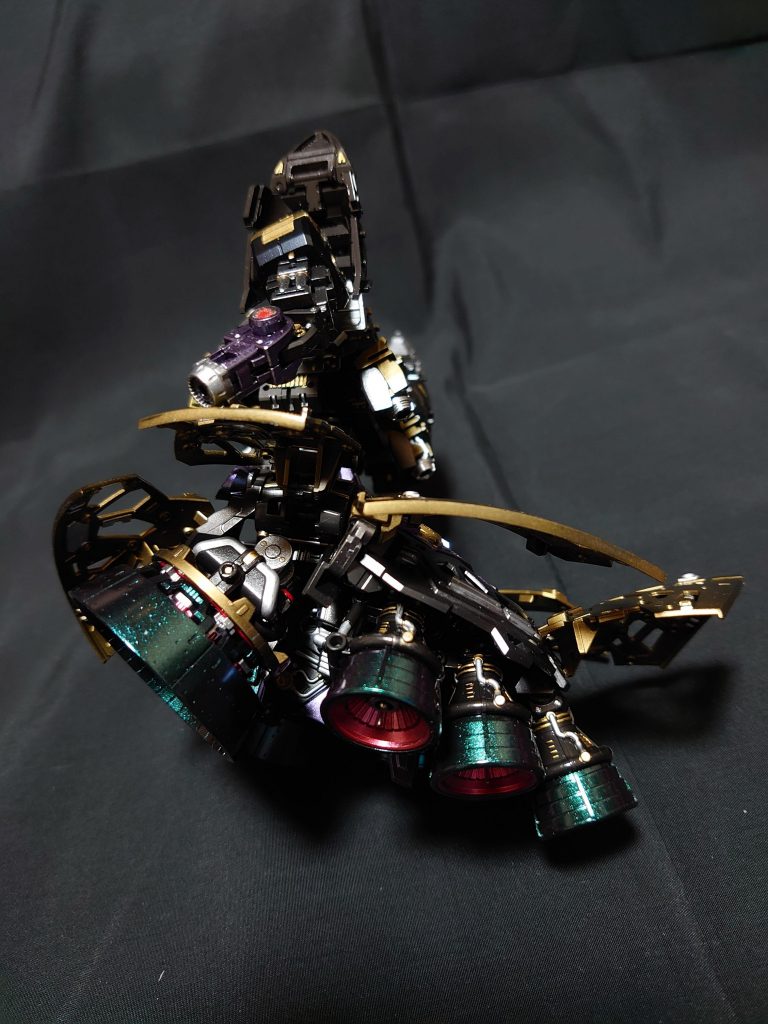 バーニアはセリア魅惑のネイルカラーで塗装、以外といい感じにw