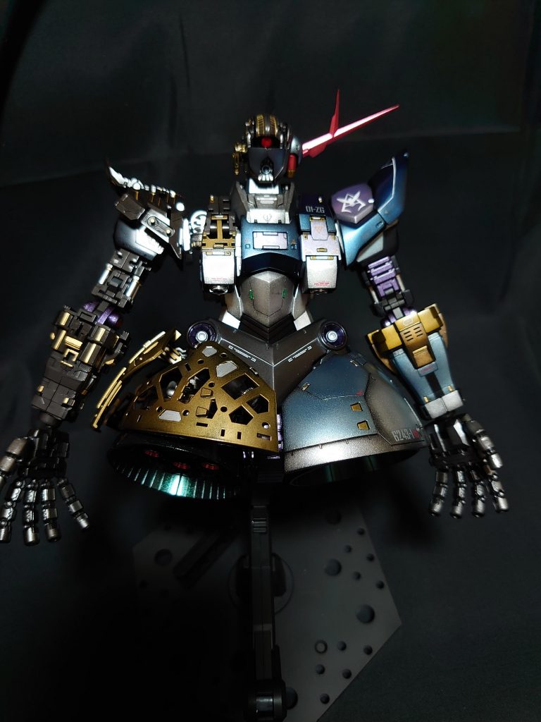 せっかく頑張って塗った物が徐々に見えなくなっていく様…