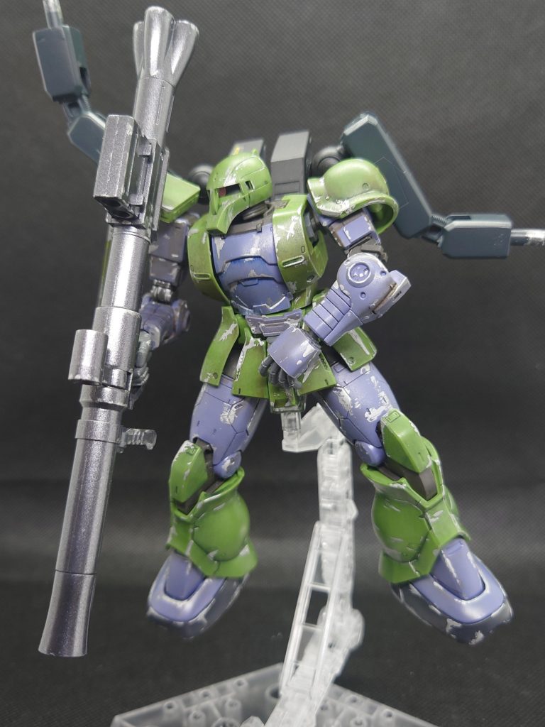 オリジンのザクを使用。