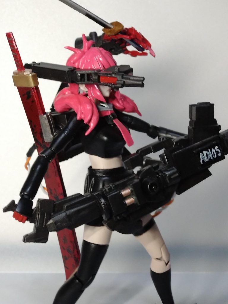 横から見るとこんなです。