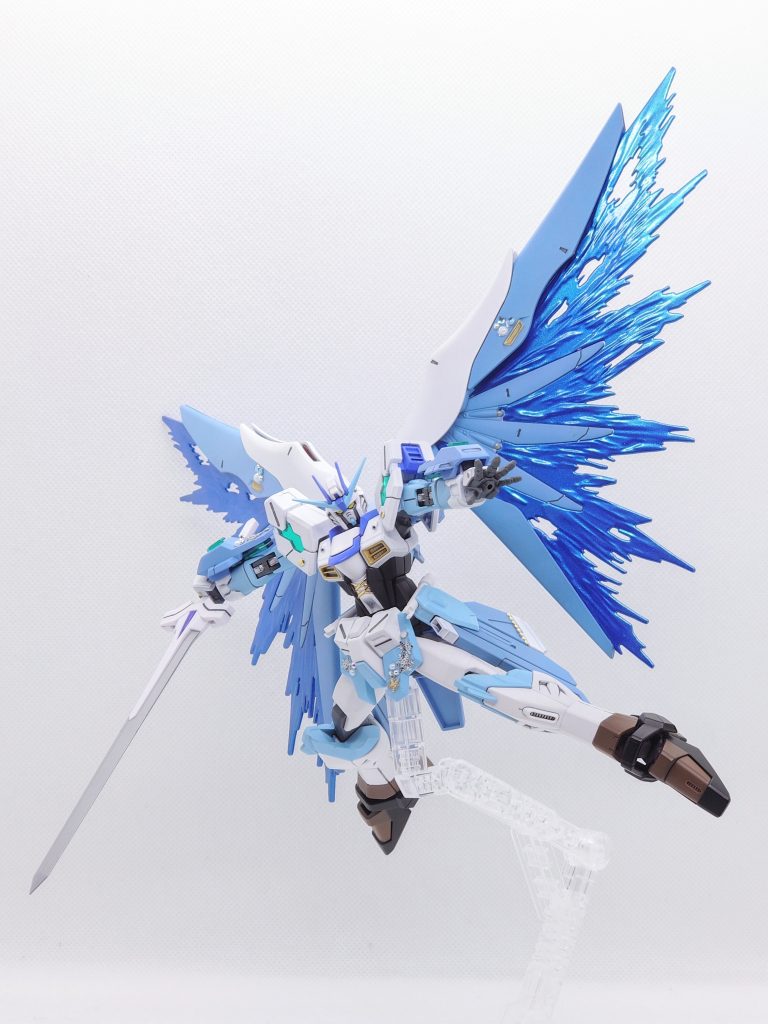 雪花ラミィ専用機【スタラティテガンダム】–8枚目/制作者：LEN