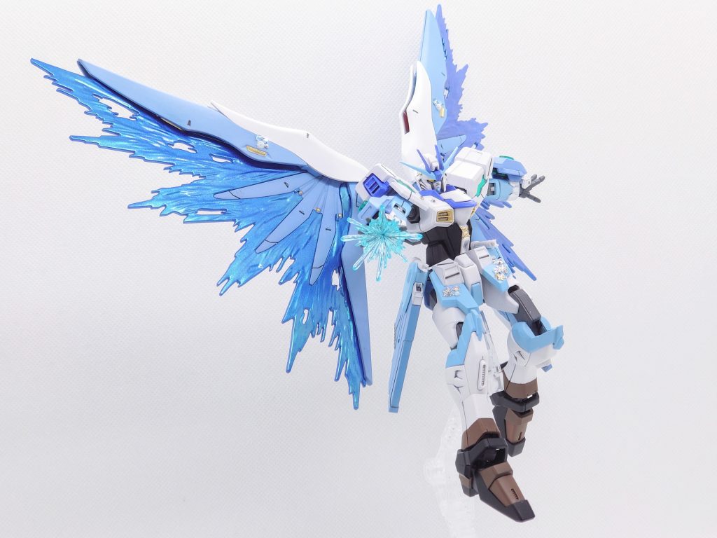 雪花ラミィ専用機【スタラティテガンダム】–9枚目/制作者：LEN