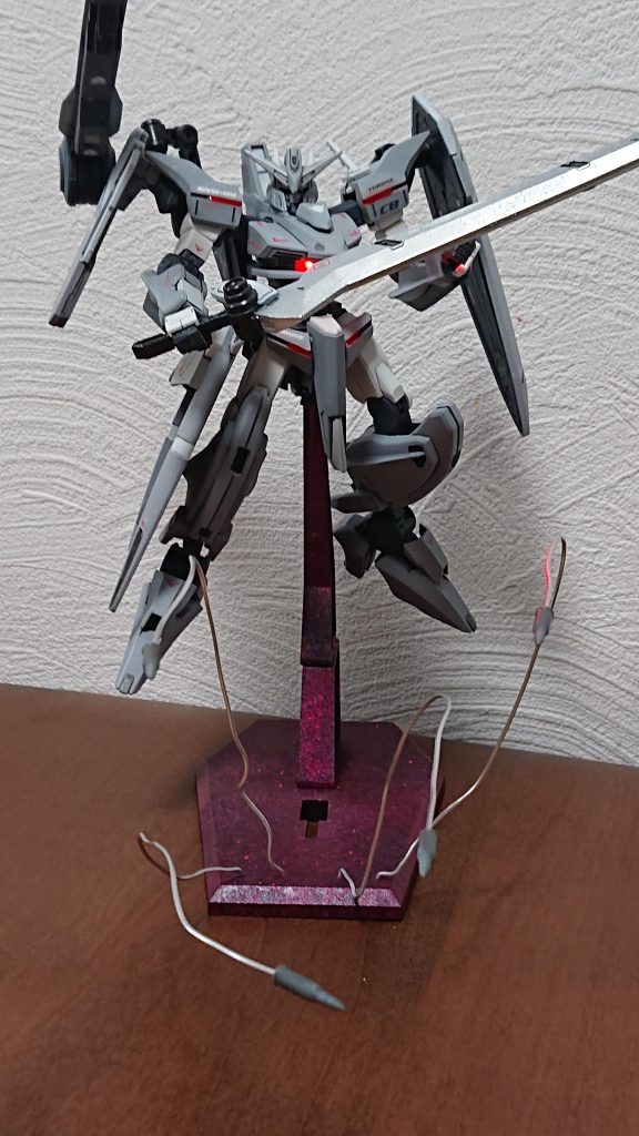 ＧNファング射出プロトタイプという事でそれっぽいカラーと改良前感を感じるように工作したつもりです！