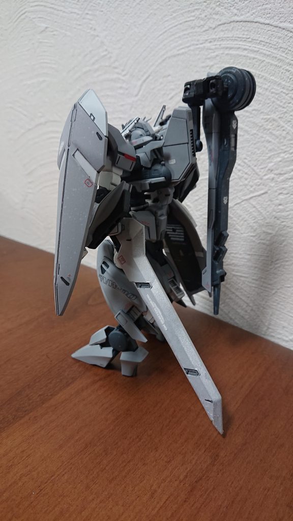 後ろ側からつや消し仕上げは始めてやりましたが、湿度か薄めかたが悪かったのか白っぽくつぶつぶしてしまいました