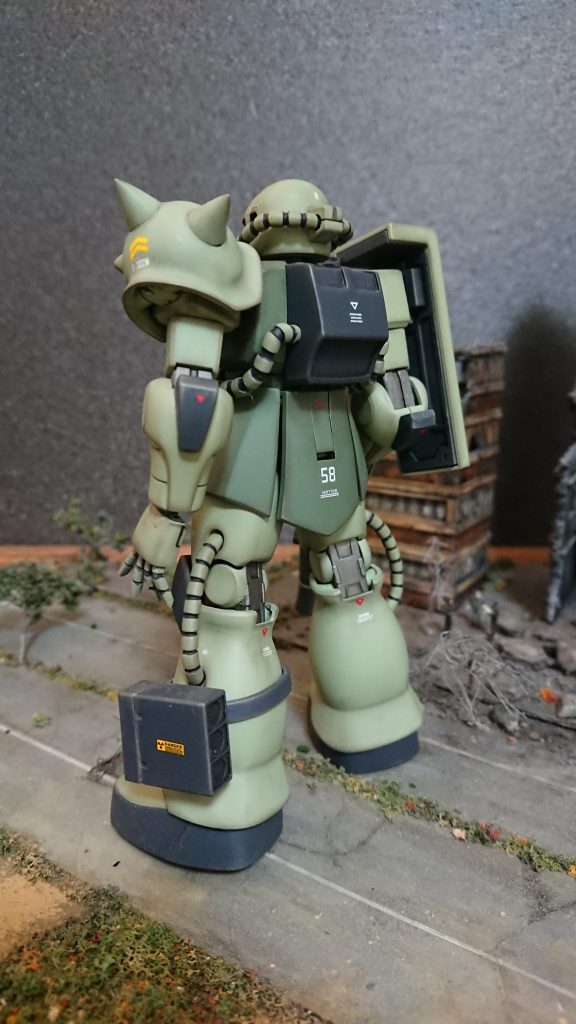 ミサイルポットがまた1つない...付属の戦車はいずこへ?