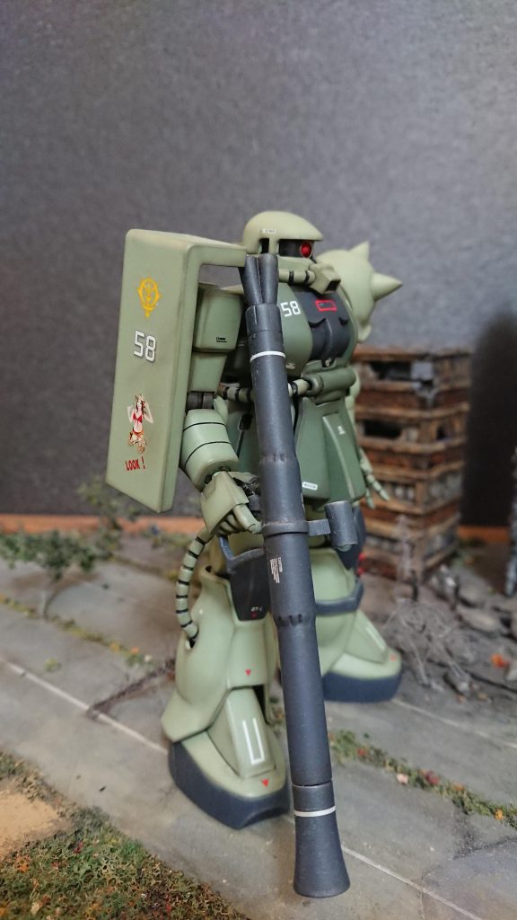 こちらもお馴染みタテアートザクの盾や平面の部分を見ると、オナゴシールを貼りたくて貼りたくて疼きます...(病気)