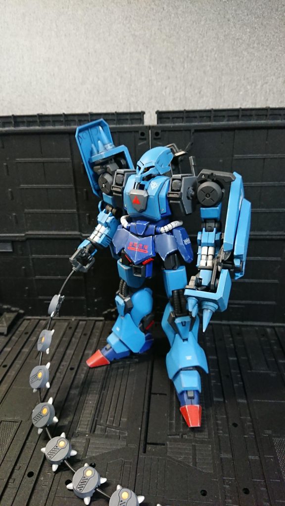 モノアイは喜び勇んでアフターパーツを使いましたが、「まーーーったく」見えません...