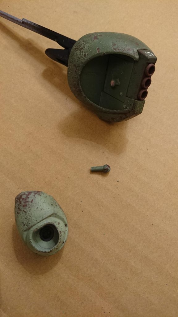 お約束の「ポッキリ事故」も起きましたwいつもそうですが、ポッキリが起きると「あっ！」 と反射的に叫んでしまうのがプラモに負けたようで悔しいですw  