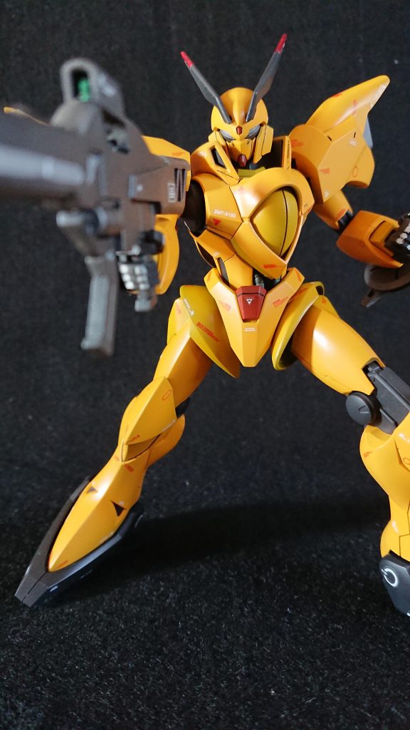 ビームライフルはサフのガンメタを吹いただけです。