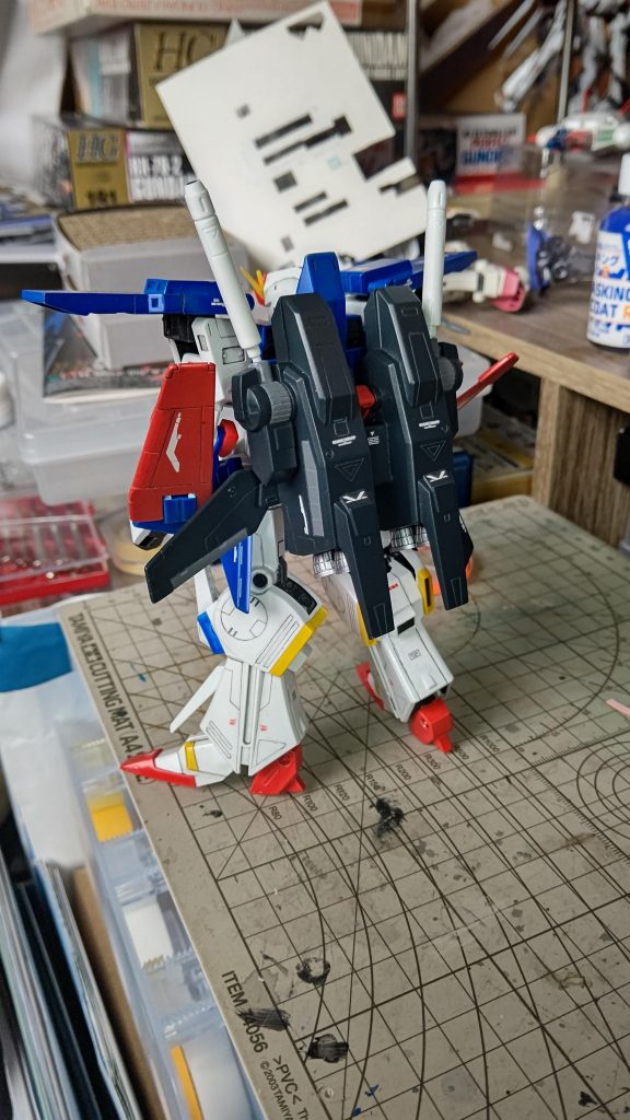 旧キットダブルゼータ–2枚目/制作者：kachiku