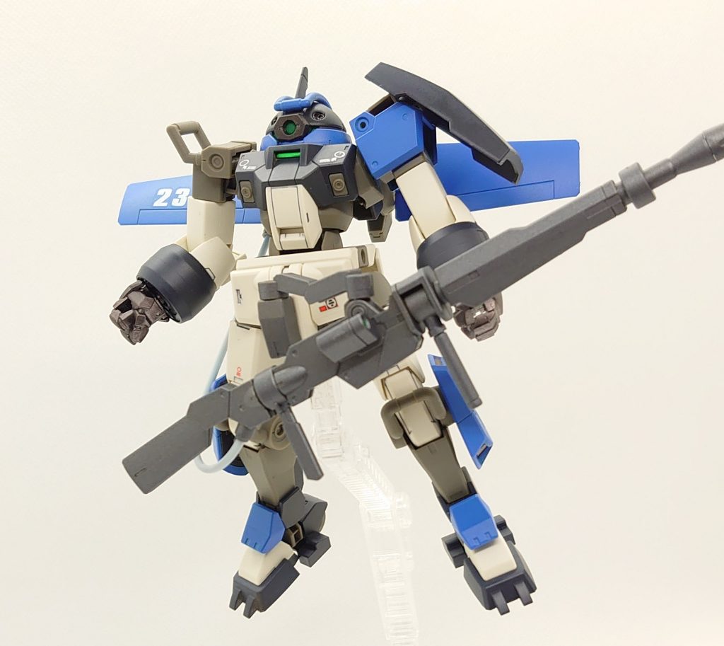 メカニック科のニカがこっそり自分専用機のプランを考えていたかもしれない。そんなイメージで製作しました。キット自体はパーツ分割も非常に優秀で作りやすく、遊びやすい良キットという印象です。部分塗装、墨入れ、デカール、トップコート仕上げです。水星の魔女のキットはどれも良キットですね。