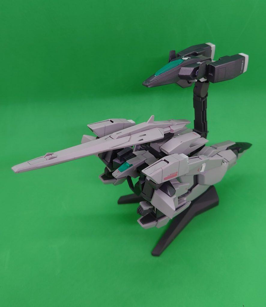 差し替え変形しました。