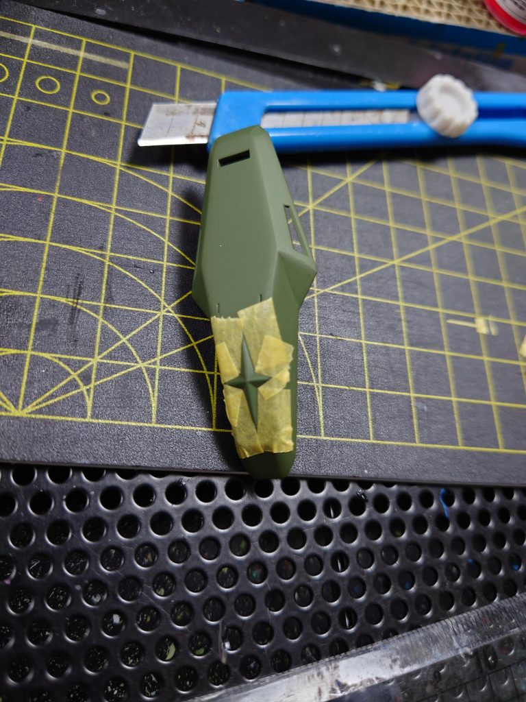 シールドの連邦の十字マークマスキング難しいです、でも頑張りました。