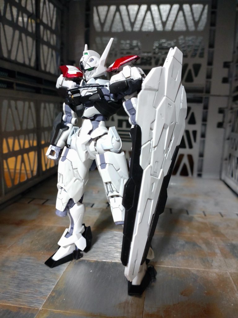 …似てるなぁの理由の一つ大型シールド