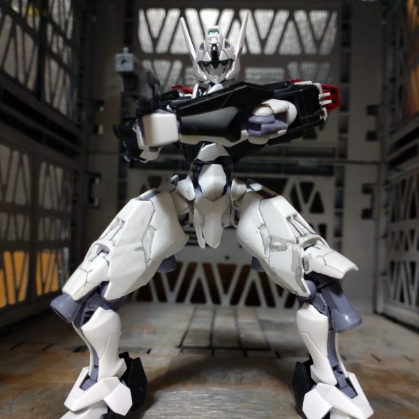 8E-NE ピーㇲ　メィカー(ガンダム・ルブリス)