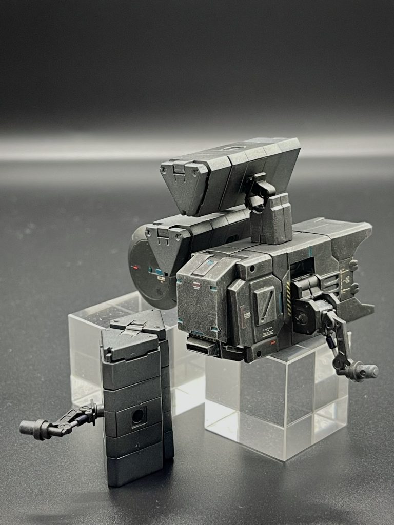 ハッチ全てを閉じた状態。差し色となるハイライトを若干盛っても良いかもしれません。