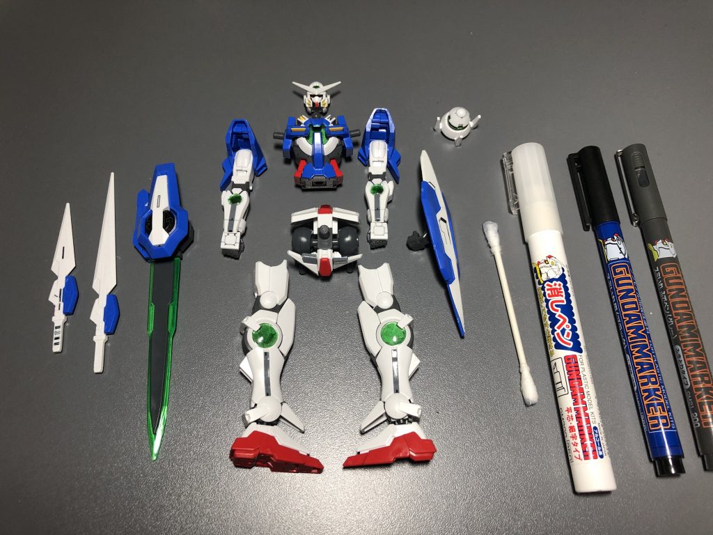 パーツは分けて作業、使うものは見た通りです。(もう説明がめんどくさくなってきたのです。許してください。)