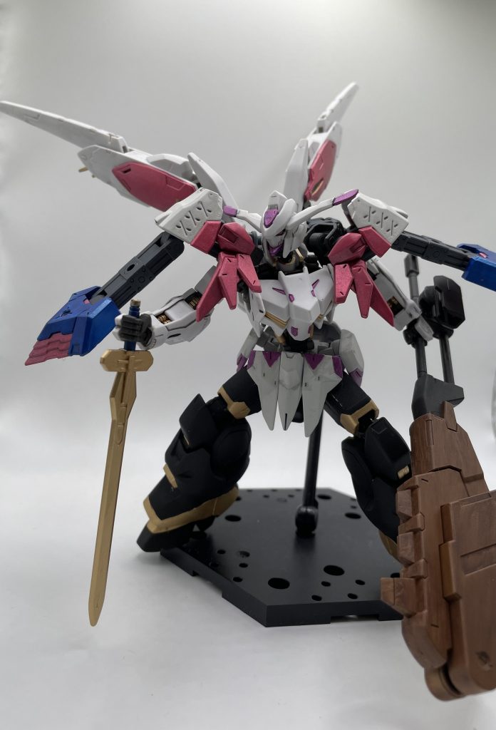 レンチメイスはマーリンの杖風に塗装しました。