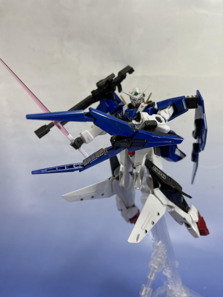 キュリオスのGNシールドを装着