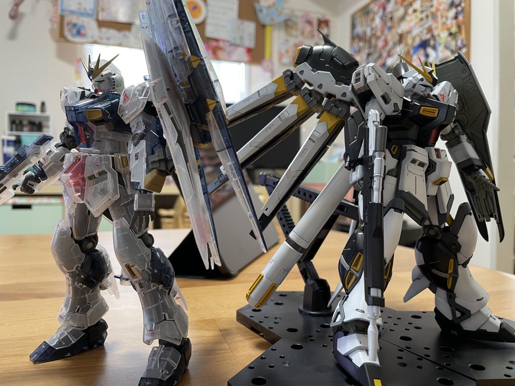 クリアーのニューガンダムとハイチーズ📸