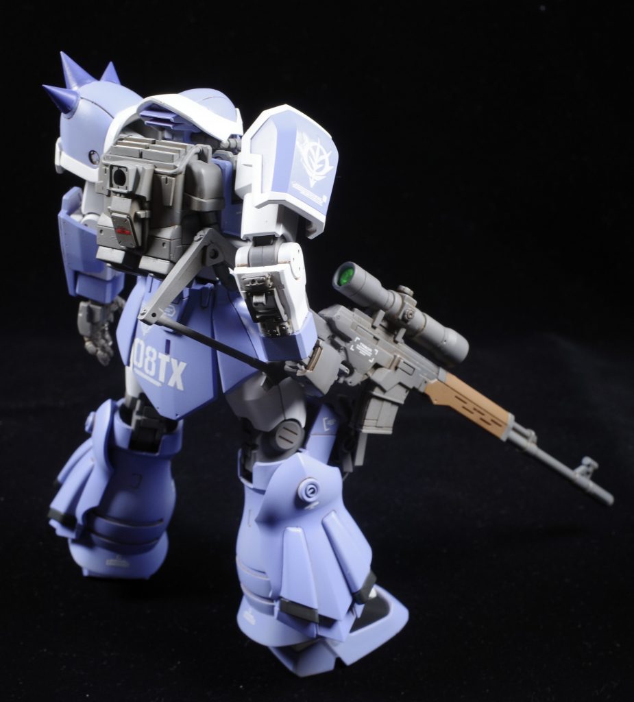 ドラグノフ風狙撃銃のストックは付属のショットガンから流用。