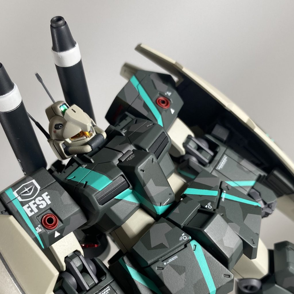 デカールは控えめに😅