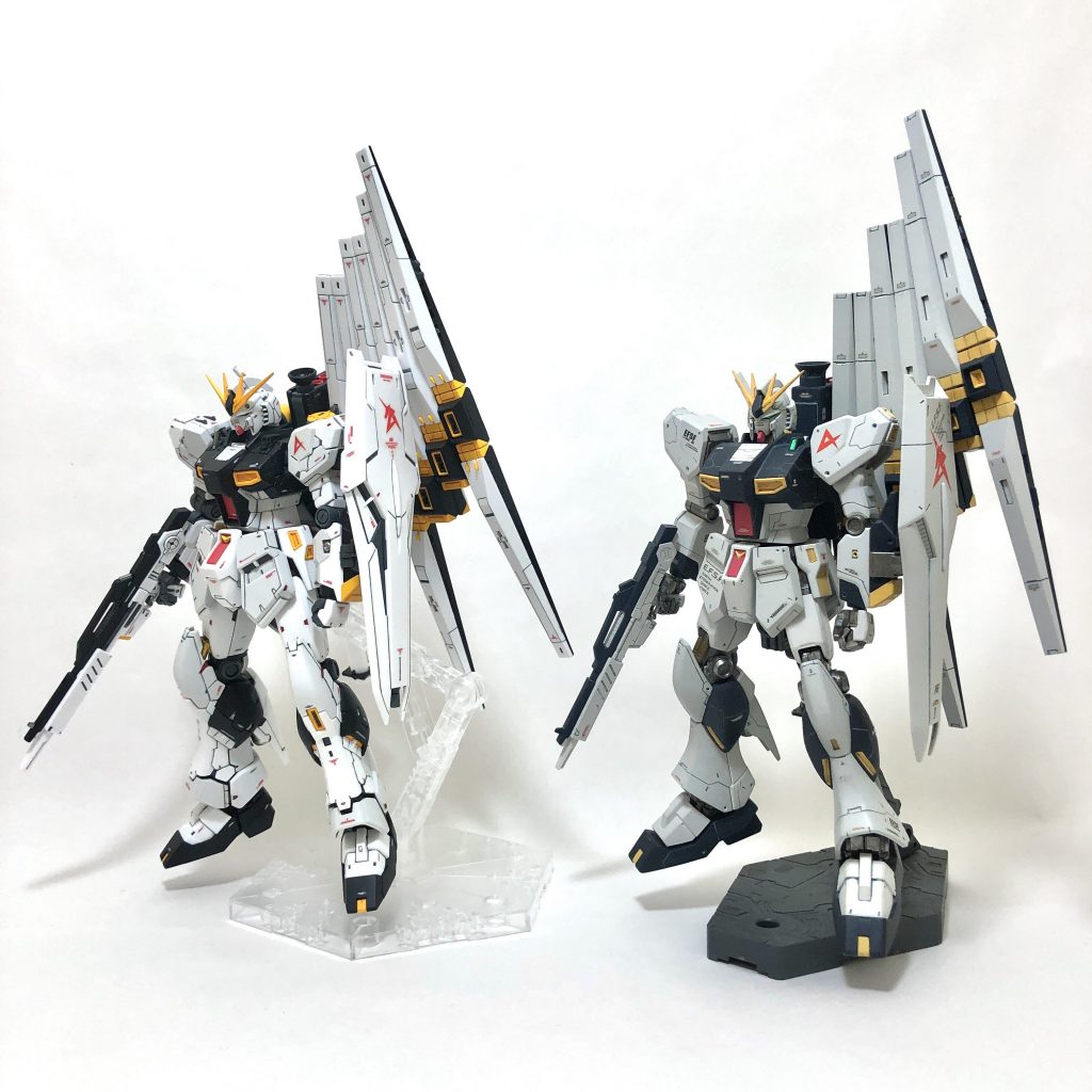 hgと比較。オリジナルとアレンジでどちらもそのキットの良さがあり、どちらもカッコイイです。やっぱりνガンダムが大好きです。